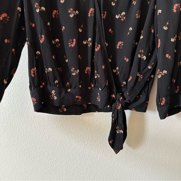 Madewell Wrap Top in Flower Toss Size Small - Picture 4 of 8